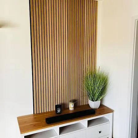 Apartamento Reinkommen Und Wohlfuehlen Meerane